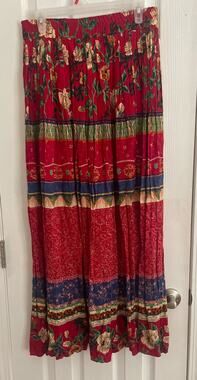 Stone Bridge Peasant Skirt PeekABoo Sleeves Bin B92